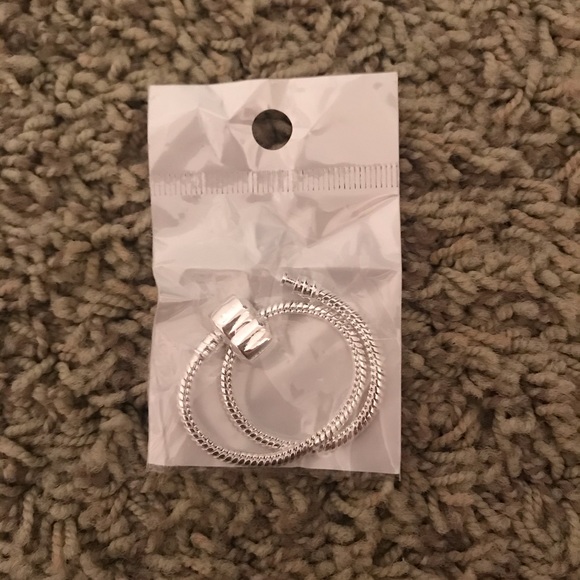 Charm bracelet - Picture 1 of 3